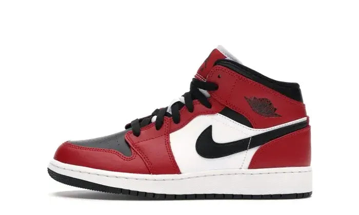 Air Jordan 1 Mid Chicago Black Toe