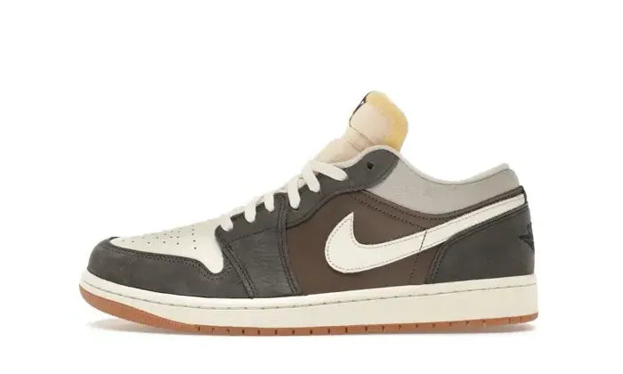 Air Jordan 1 Low SNKRS Day Korea Magpie