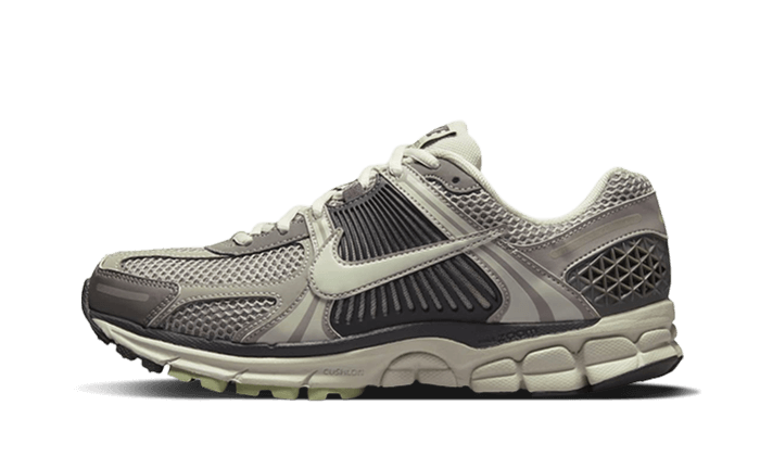 Nike Zoom Vomero 5 Cobblestone Flat Pewter