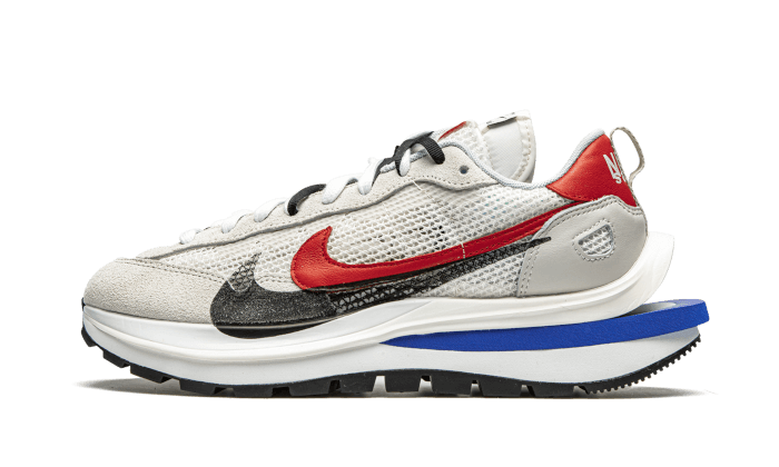 Nike Vaporwaffle sacai Sport Fuchsia Game Royal