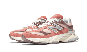 New Balance 9060 Sea Salt Cherry Blossom