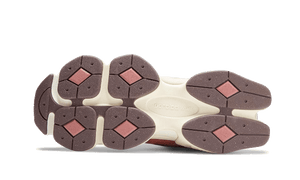 New Balance 9060 Sea Salt Cherry Blossom