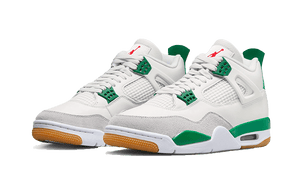 Air Jordan 4 Retro SB Pine Green