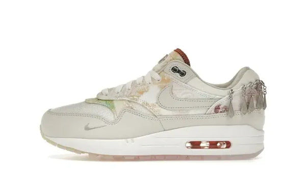 Asparagus Nike Air Max One Yours Nike Air Max Rub Away Khaki Women