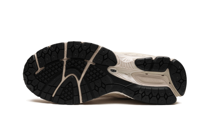 new balance 2002r bone light aluminum