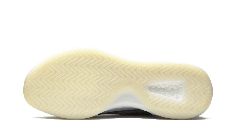 yeezy frozen basketball