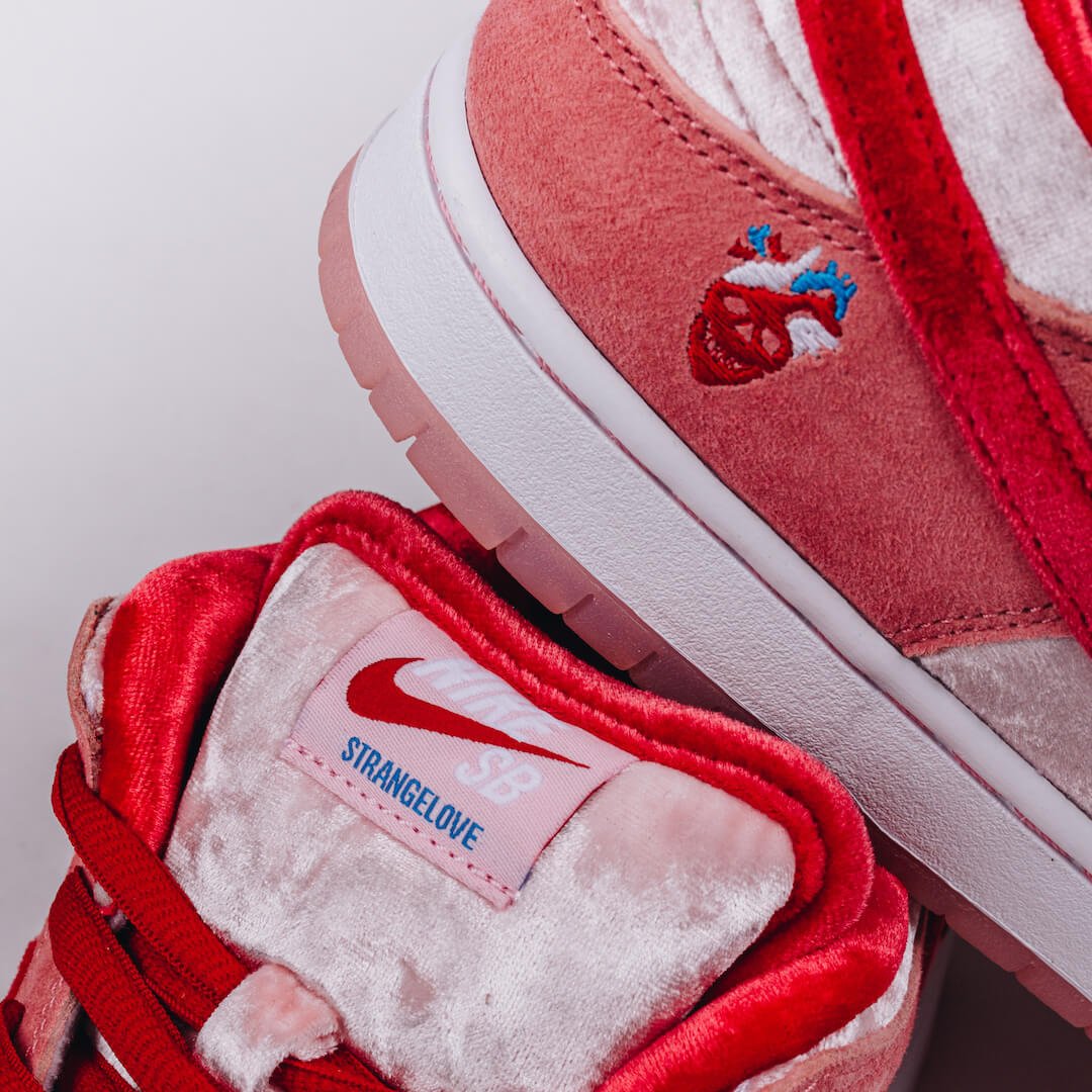 SB Dunk Low StrangeLove – Hypedfam